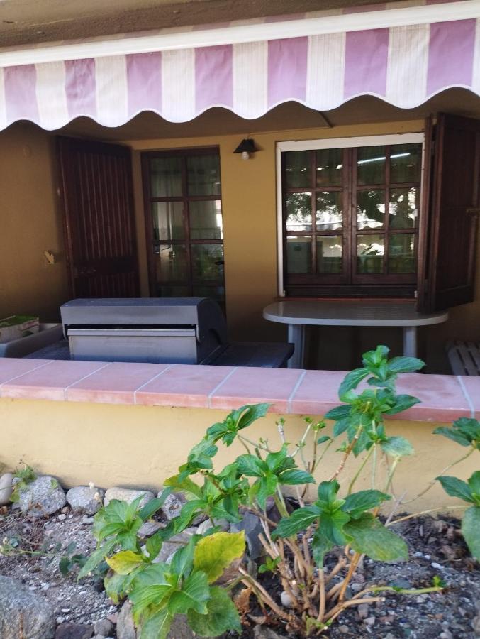 Casa Vacanze Cettina Home 3 Mt 50 Dal Mare Terra Mala Exterior photo