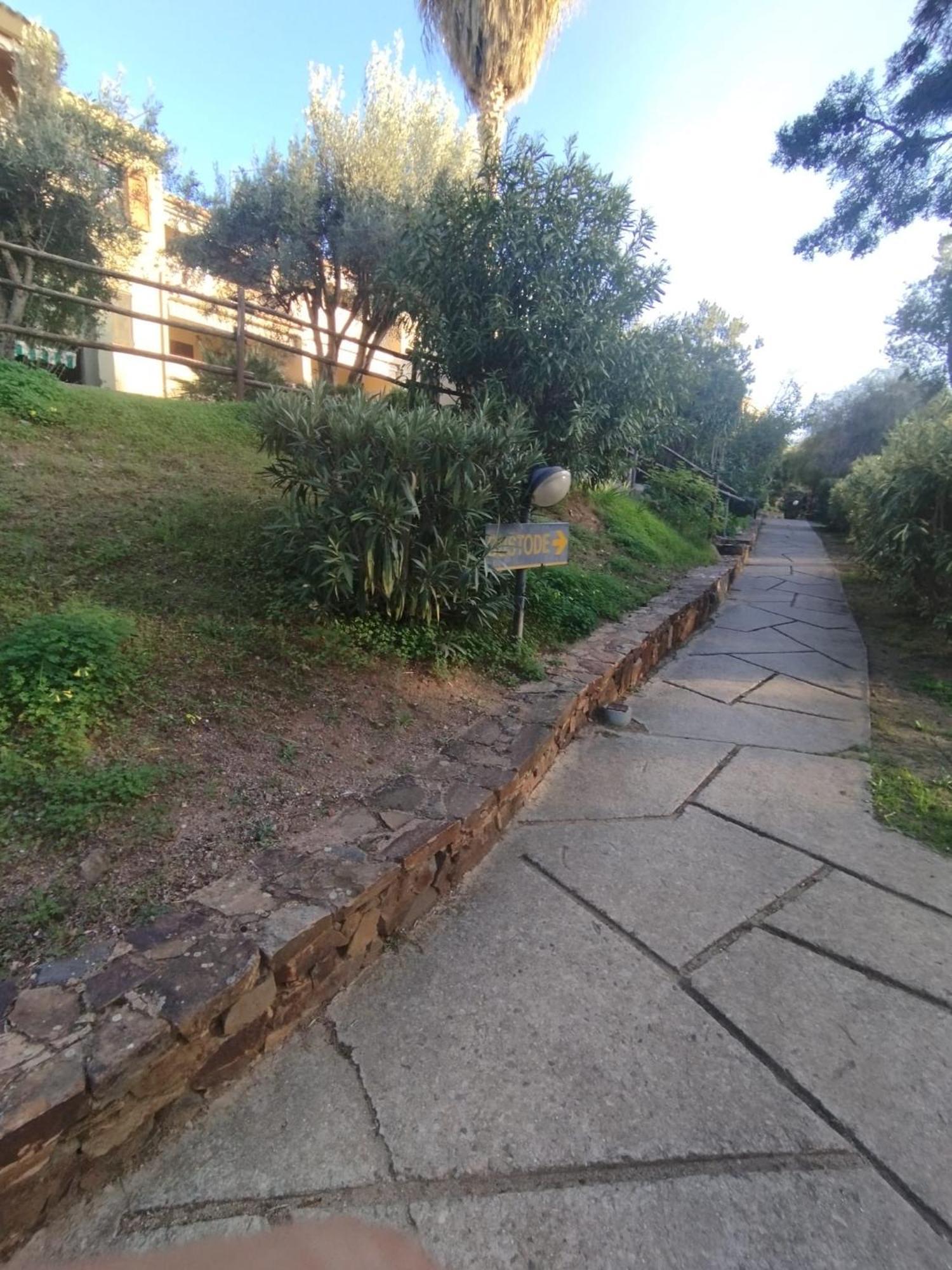 Casa Vacanze Cettina Home 3 Mt 50 Dal Mare Terra Mala Exterior photo